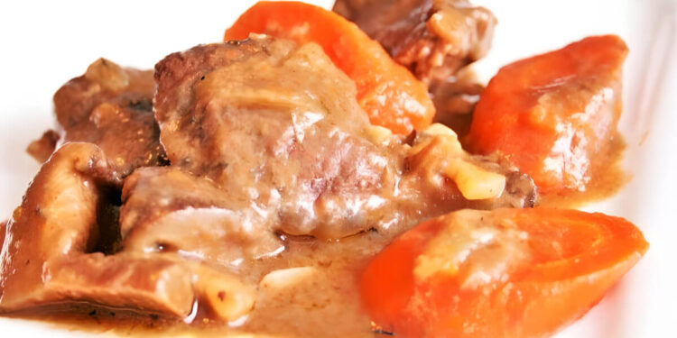 BEEF BOURGUIGNON SLOW COOKED