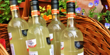 homemade elderflower syrup