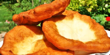 hungarian yeast cake langos