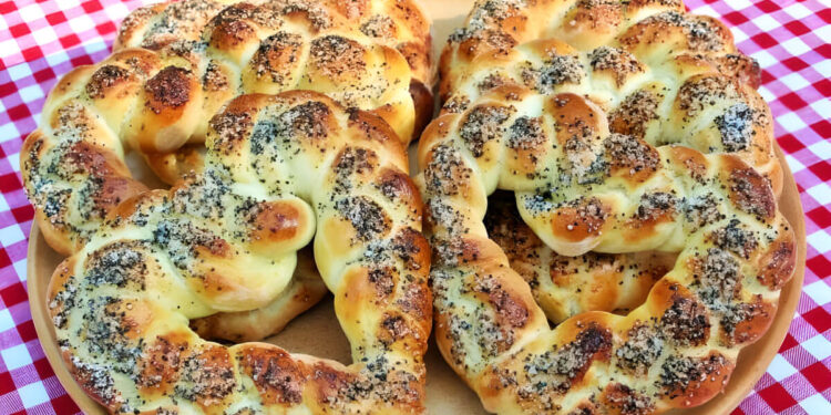 poppy seed braided bread
