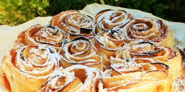 apple rose cake