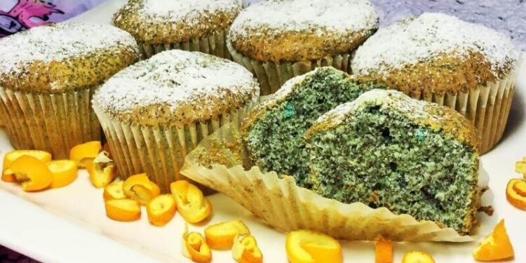 Poppy Seed Cupcake