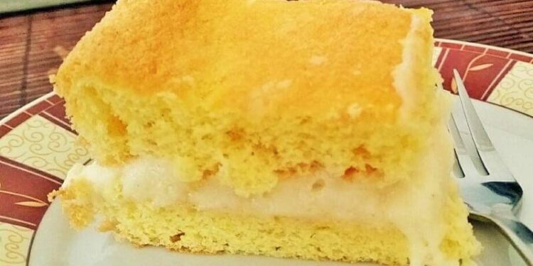 Sponge Cake with Lemon Curd