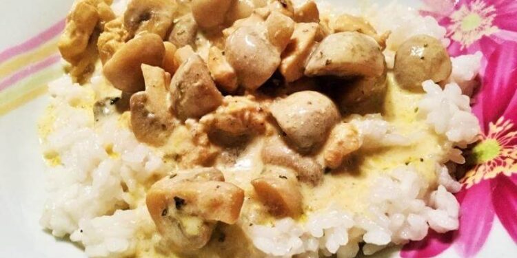 Chicken Breast with Creamy Mushroom
