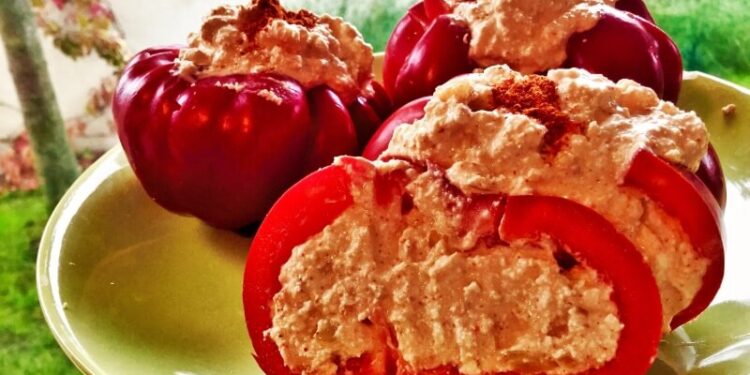 Pritamin Pepper Stuffed with Cottage Cheese