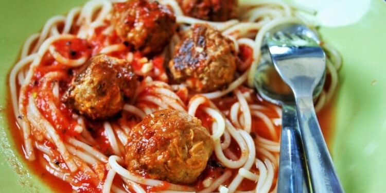 Spaghetti with Meatballs