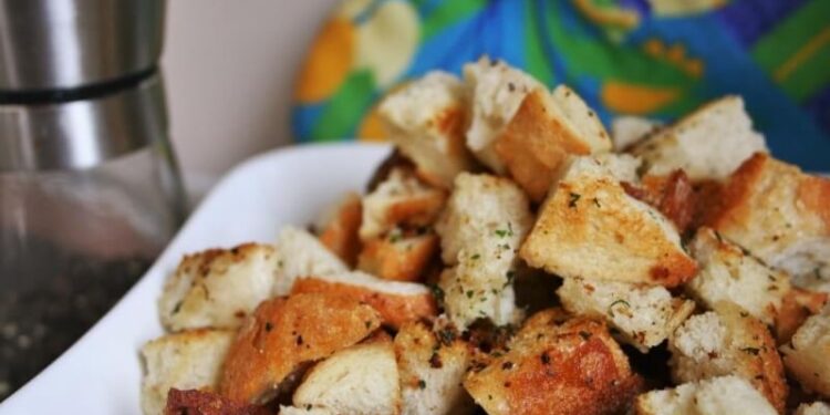 herbal spicy crouton