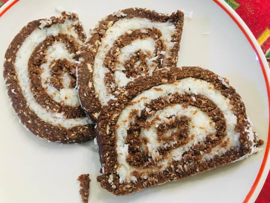 coconut biscuit roll